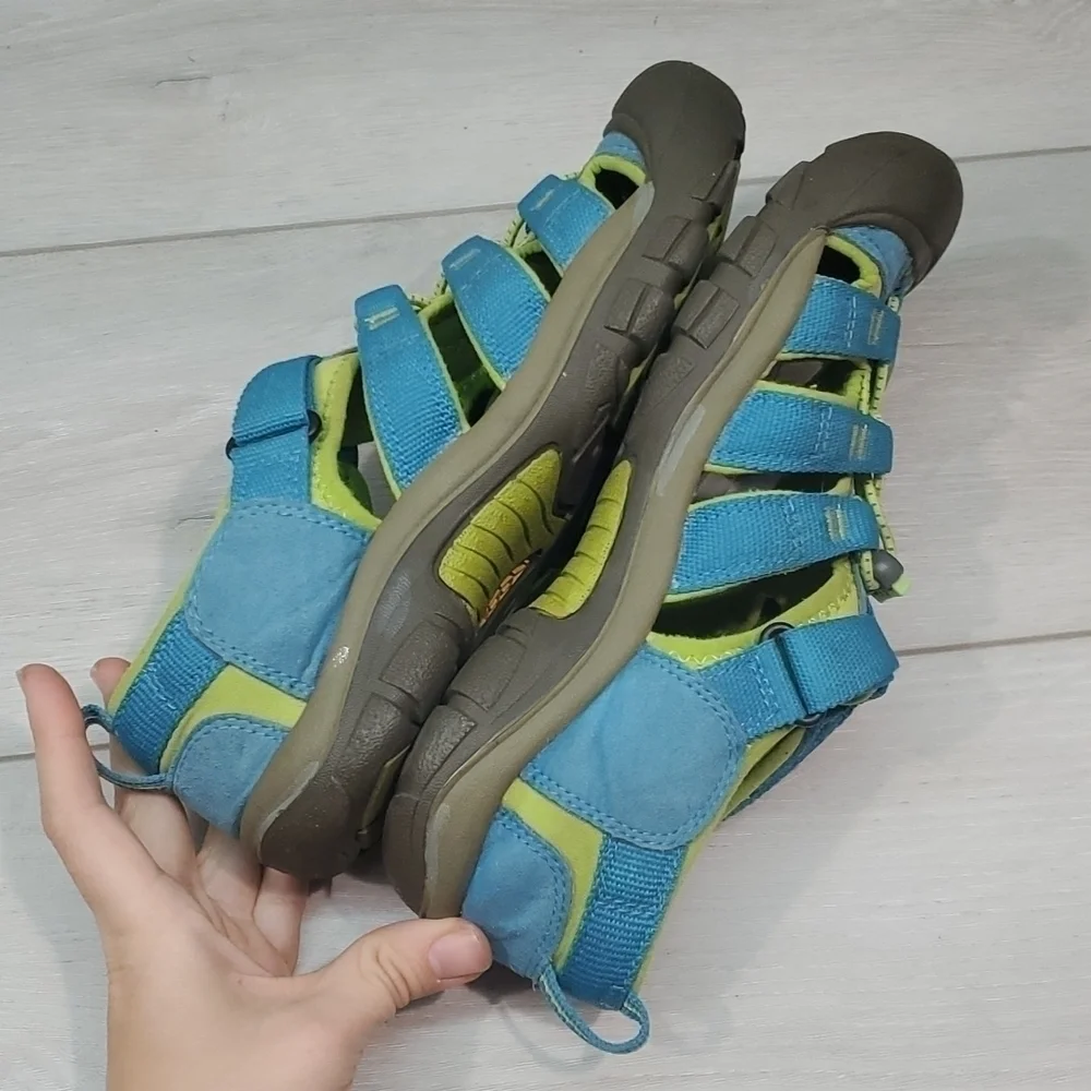 Keen Mens Outdoor Hiking Comfort Sandals shoes sz 5